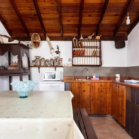 Holiday home 114 La Ladera Rural House By Sunkeyrents